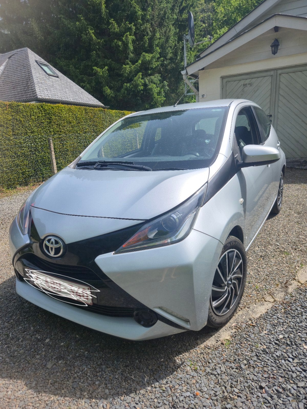 Toyota aygo 107.000km 2016 benzine 5p handgeschakeld, Radio, 5 deurs, Particulier, Aygo