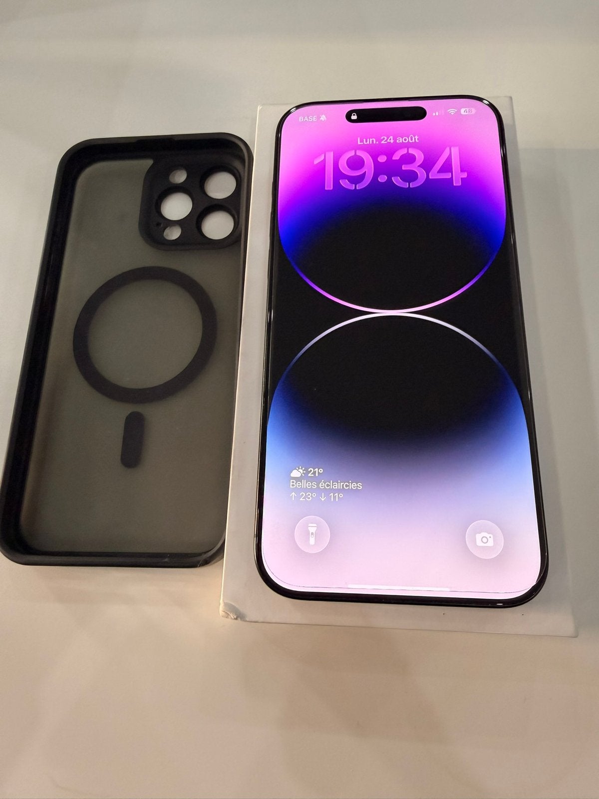 IPhone 16 Pro Max + garantie + boîte, Télécoms, Téléphonie mobile | Apple iPhone, Enlèvement, Comme neuf, 256 GB, IPhone 16