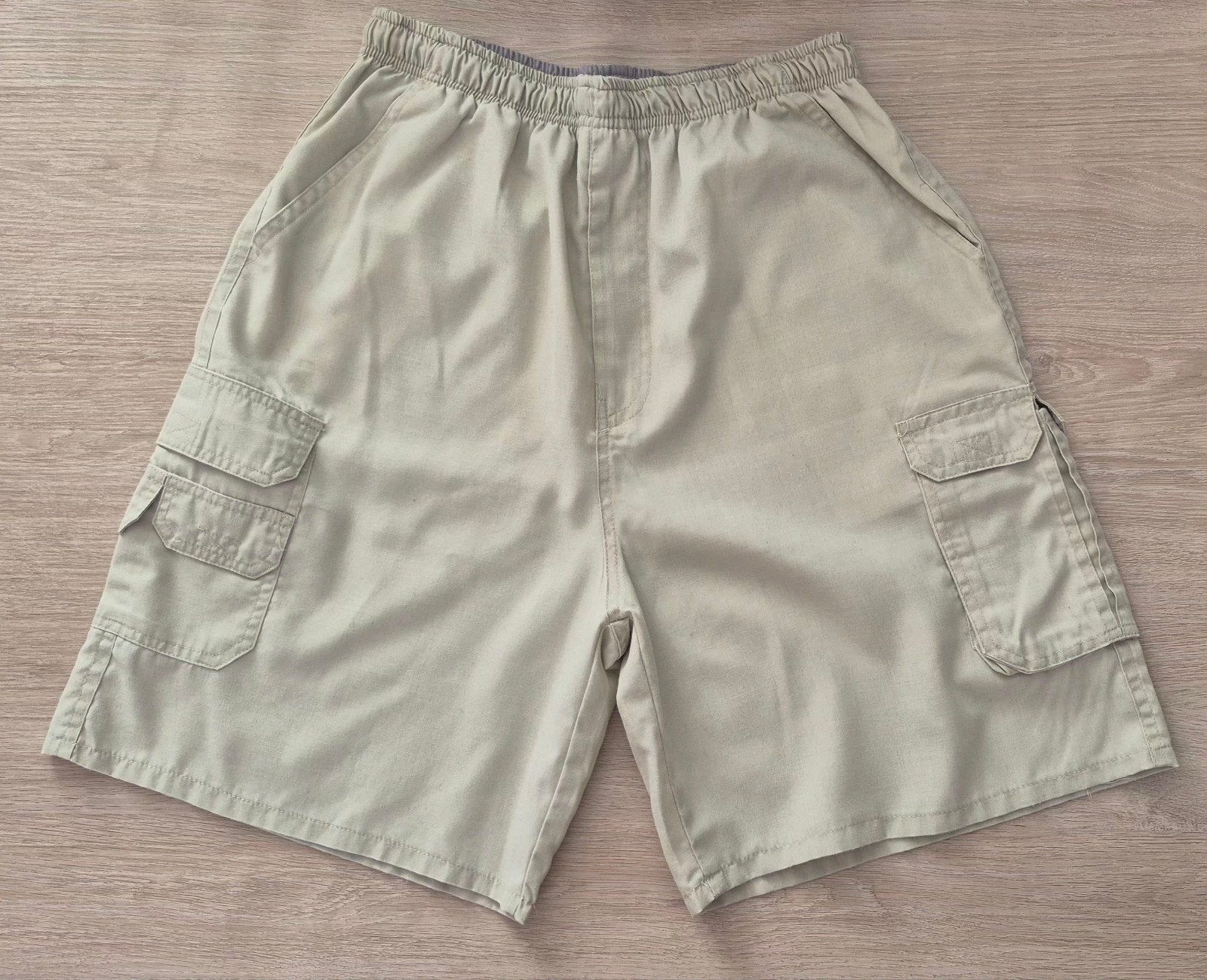 Frlendli beige cargoshort - Maat M, Kleding | Heren, Broeken en Pantalons, Gedragen, Verzenden, Maat 48/50 (M), Frlendli