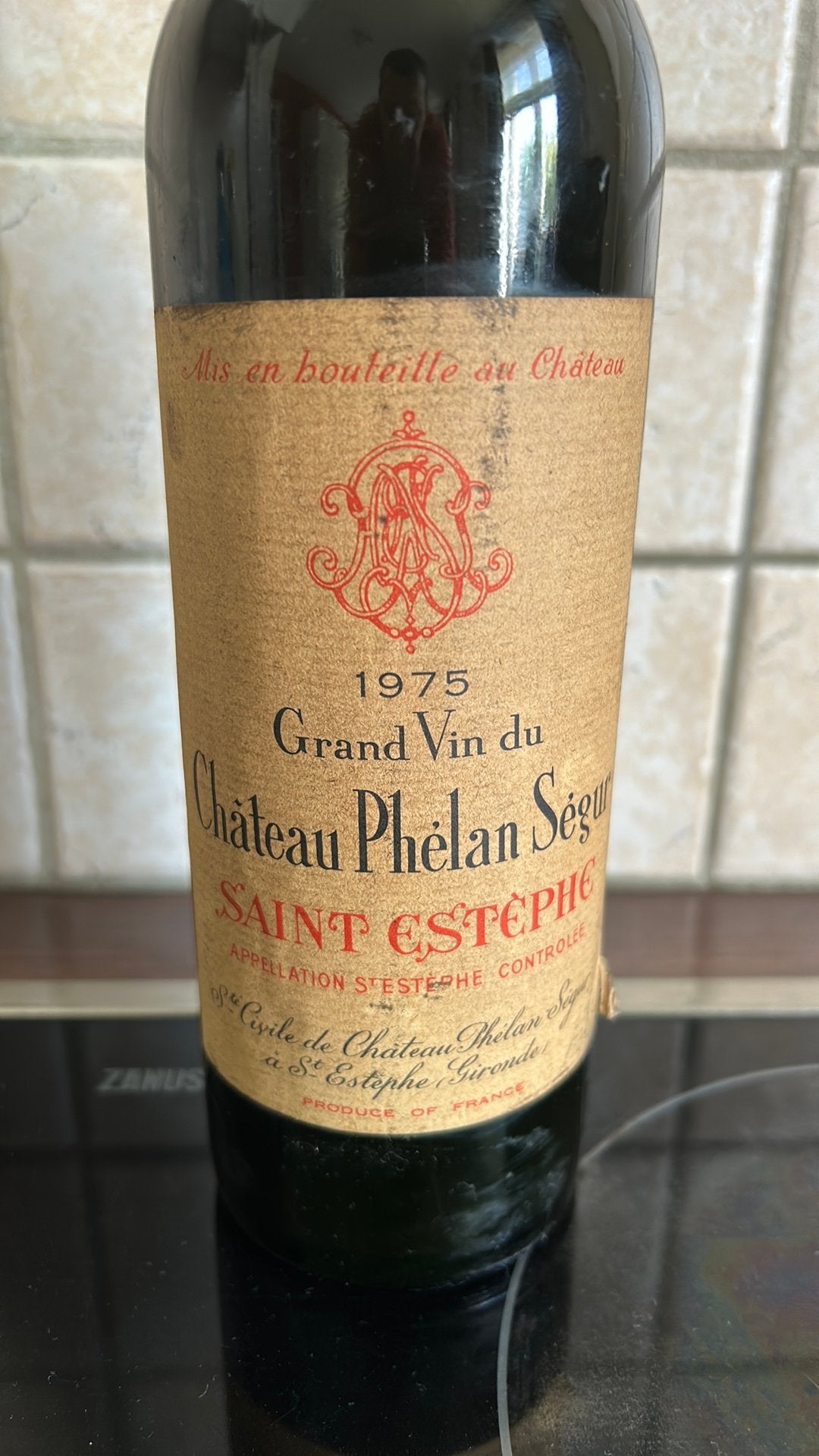 Saint Estèphe 1975 Château Phelan Ségur, Collections, Pleine, Enlèvement, France, Vin rouge