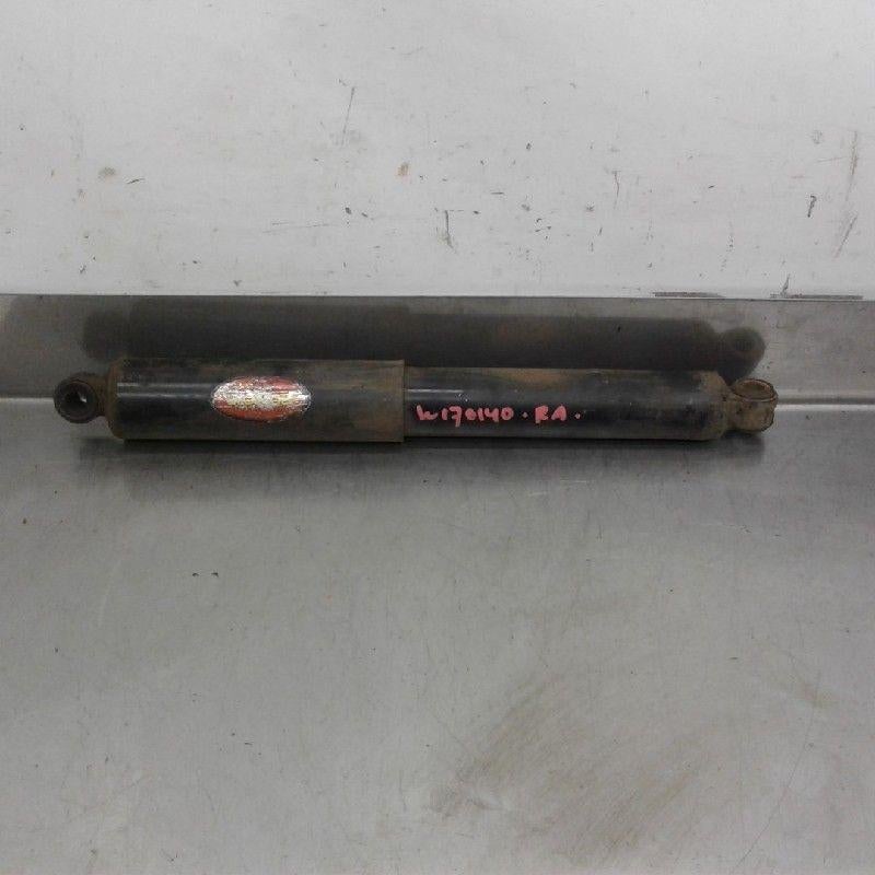 SCHOKBREKER RECHTS ACHTER Mitsubishi L-200 (01-1986/12-2015), Gebruikt, Mitsubishi