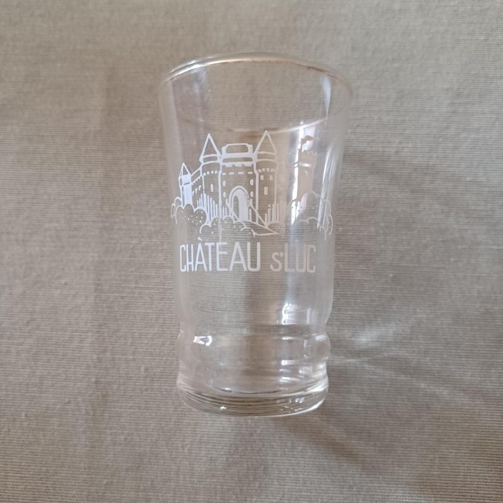 Jenever/Likeurglaasje Chateau s' luc, Enlèvement, Comme neuf, Verres et Verres à shot