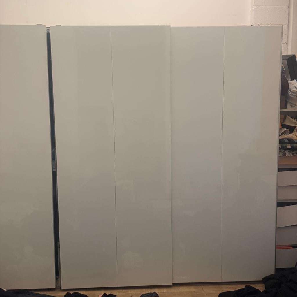 IKEA PAX schuifdeuren kast hoogglans wit, Huis en Inrichting, Kasten | Roldeurkasten en Archiefkasten, Ophalen, Zo goed als nieuw