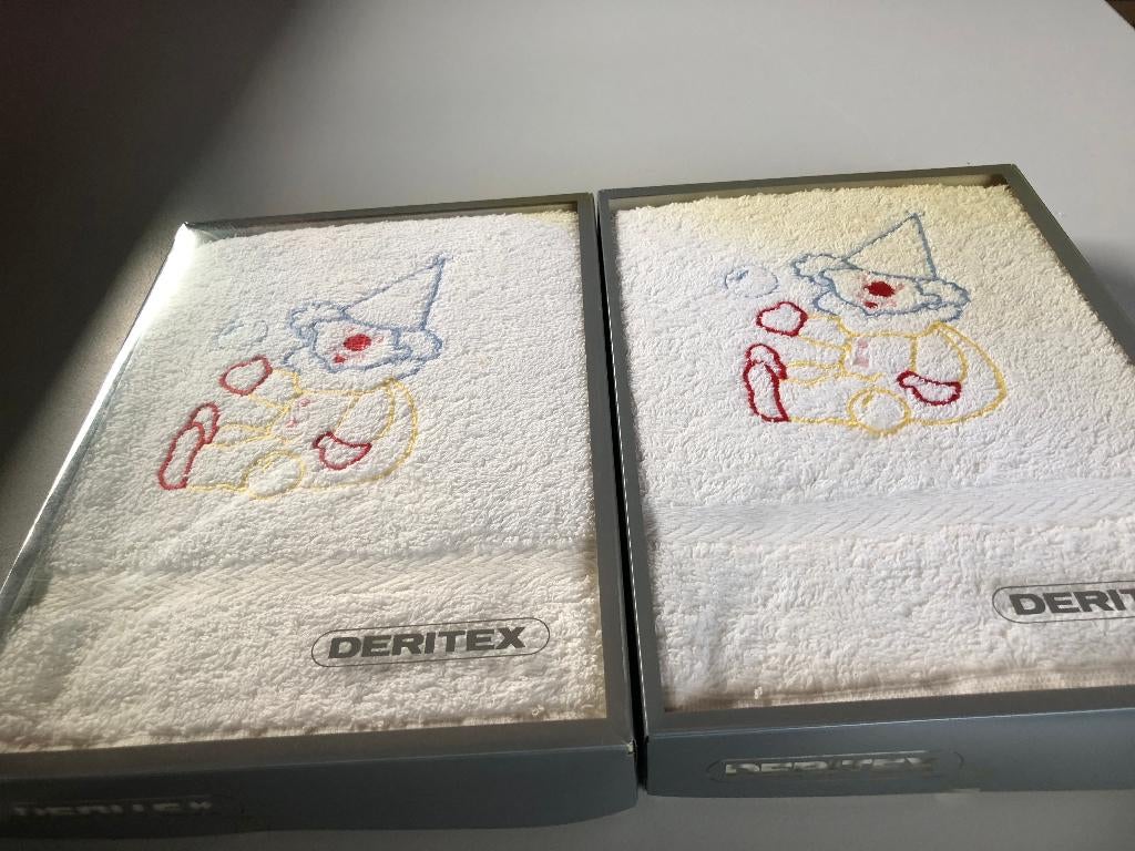 2 Vintage Deritex Handdoeken – Retro Clown – Nieuw in doos, Huis en Inrichting, Ophalen, Nieuw, Wit, Handdoek