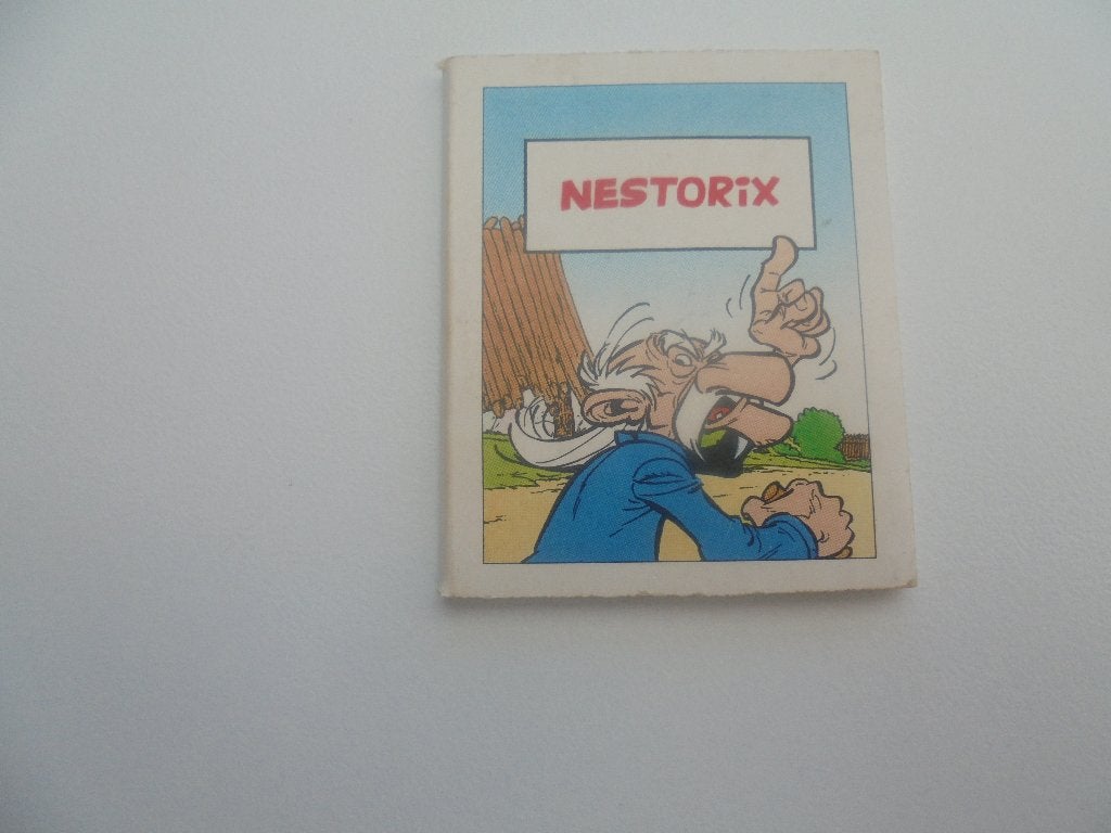 nestorix-mini boekje van nutella, Verzamelen, Stripfiguren, Ophalen of Verzenden, Asterix en Obelix, Zo goed als nieuw, Boek of Spel
