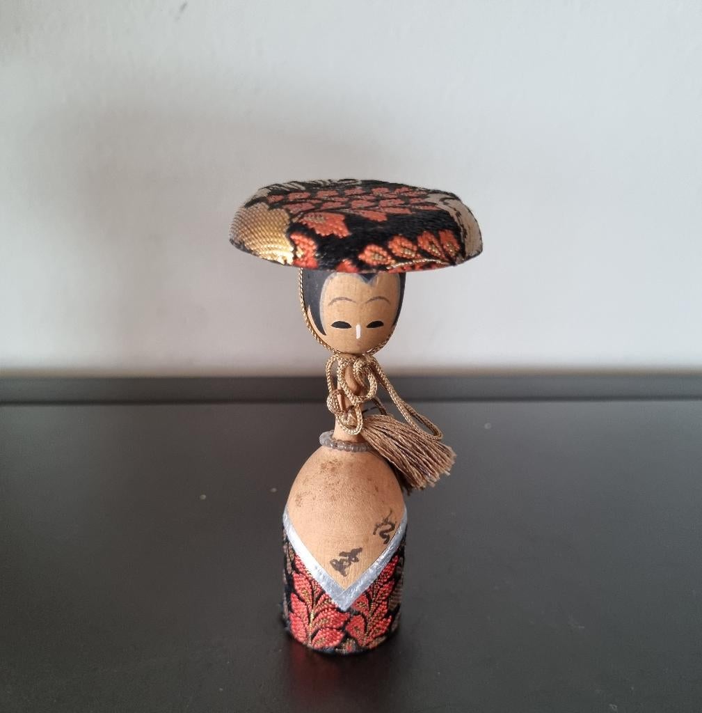 Mooie Matsushima Kokeshi, Antiek en Kunst, Verzenden