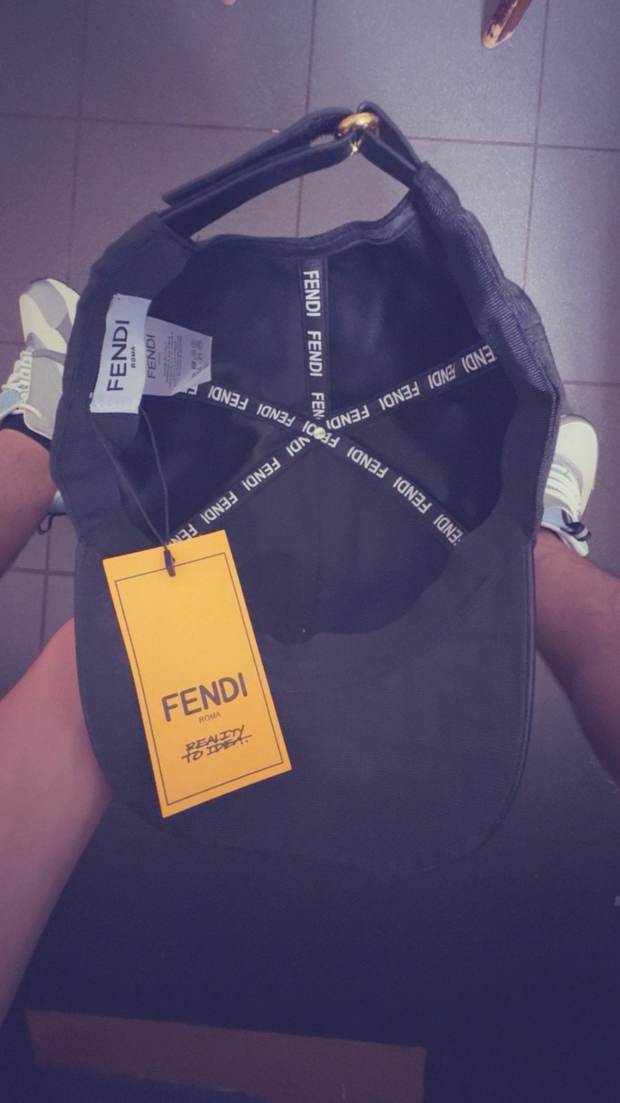 Casquette fendi noir avec etiquette, Enlèvement ou Envoi, Comme neuf