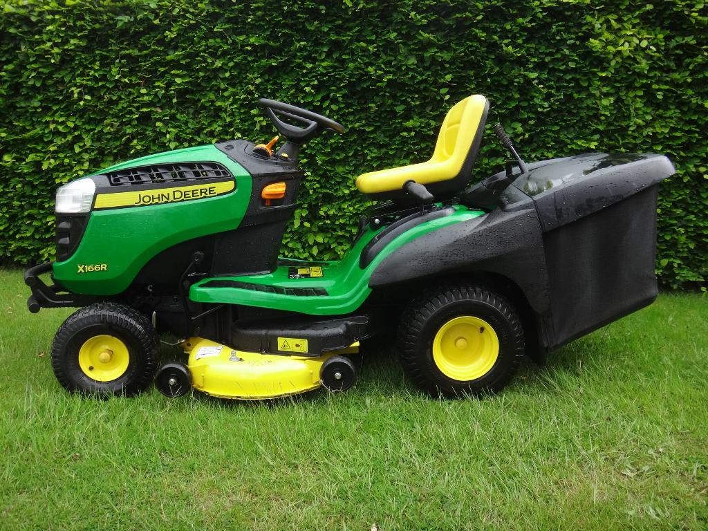 John Deere Tractor Grasmaaier, Tuin en Terras, Zitmaaiers, Gebruikt, 90 tot 120 cm, Elektrische starter, Mulchfunctie, Opvangbak