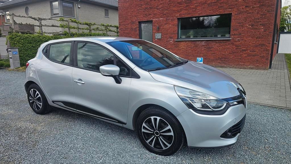 Renault Clio 1.0L Benzin/98.000Km/Bj 2014/Navi/Airco/Euro5 B, Auto's, Euro 5, Stof, 10 cc, Zwart