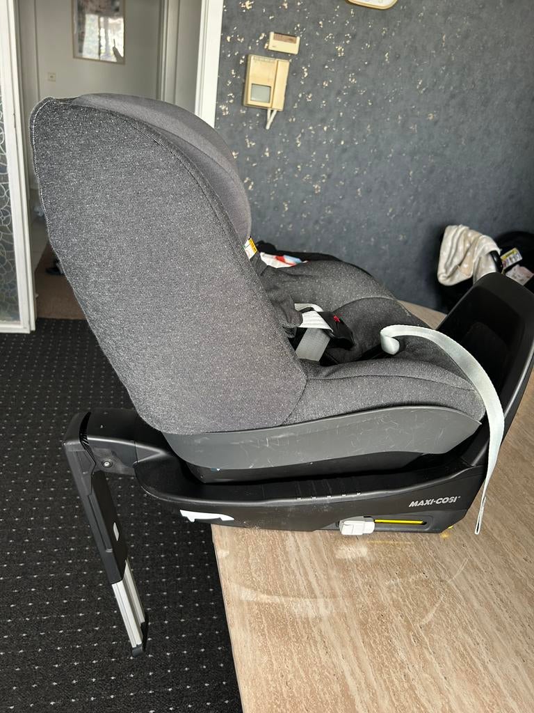Maxi Cosi 2way pearl, Kinderen en Baby's, Autostoeltjes, Ophalen, Zo goed als nieuw, Slaapstand
