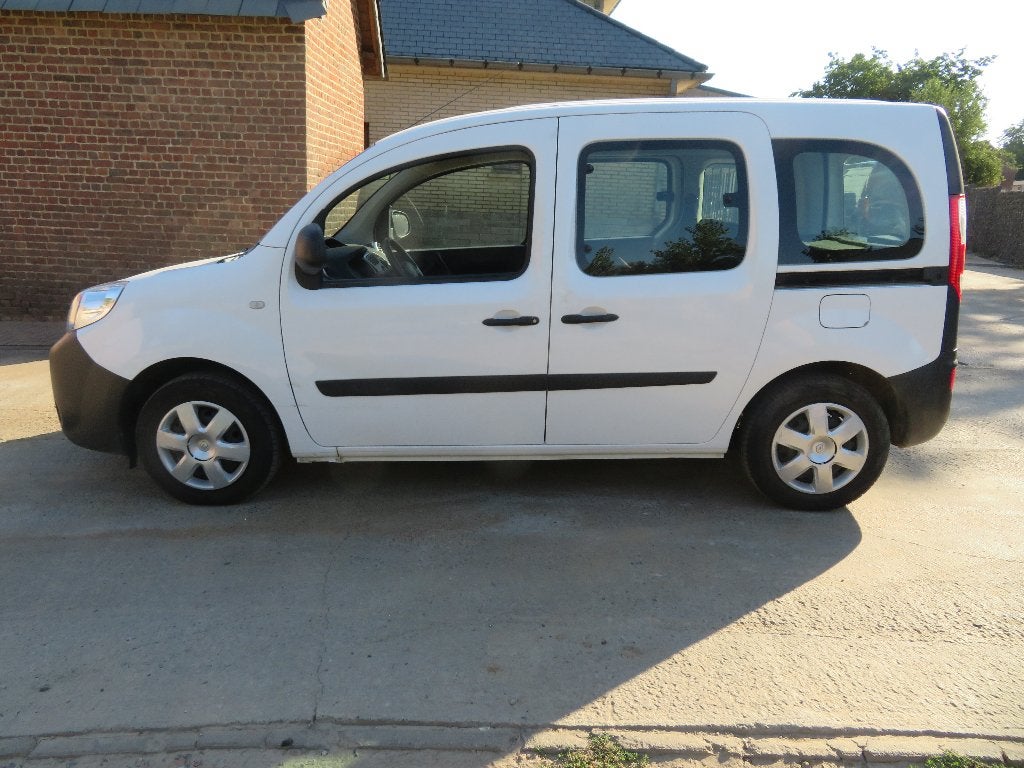 Renault Kangoo 1.2 benzine - 49.839km - 2016 - €6b, Autos, Achat, Euro 6, Entreprise, Noir