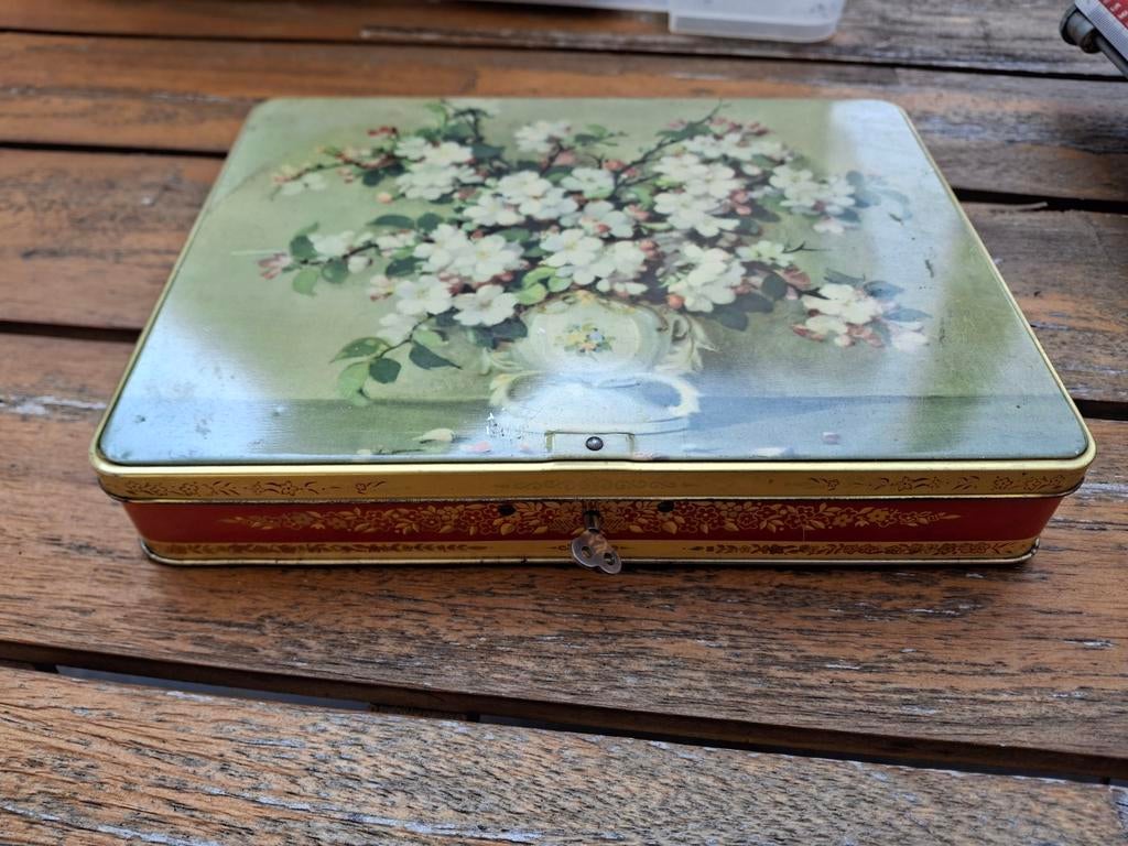 Vintage doos, Antiek en Kunst, Ophalen
