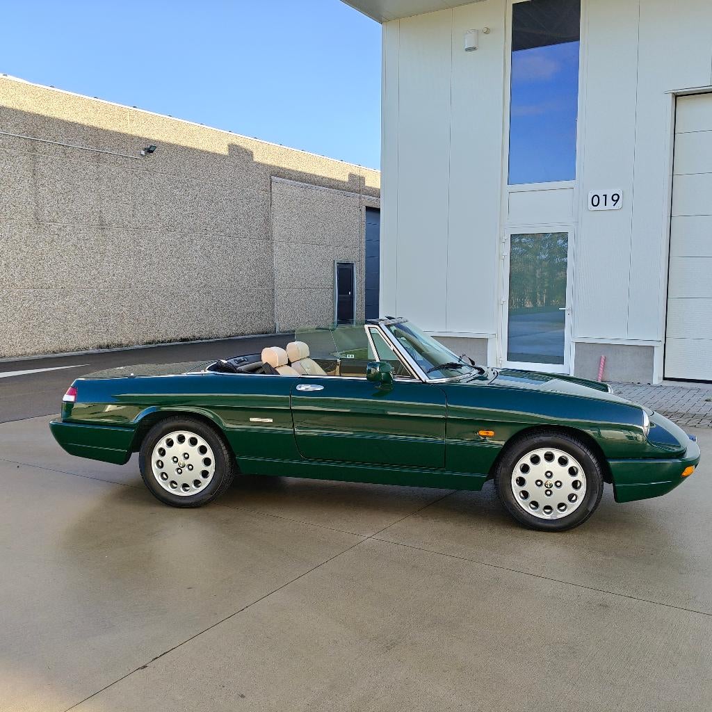 Alfa Romeo Spider - 1991, Auto's, Alfa Romeo, Achterwielaandrijving, Beige, 4 cilinders, Cabriolet