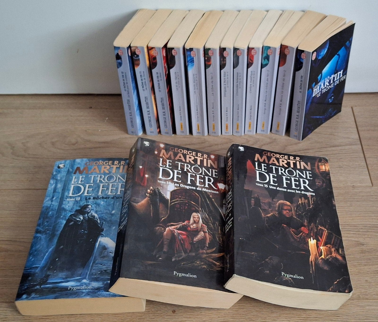 la serie GAME OF THRONE le trone de fer de George RR Martin, Ophalen of Verzenden, Gelezen, Georges R.R. Martin