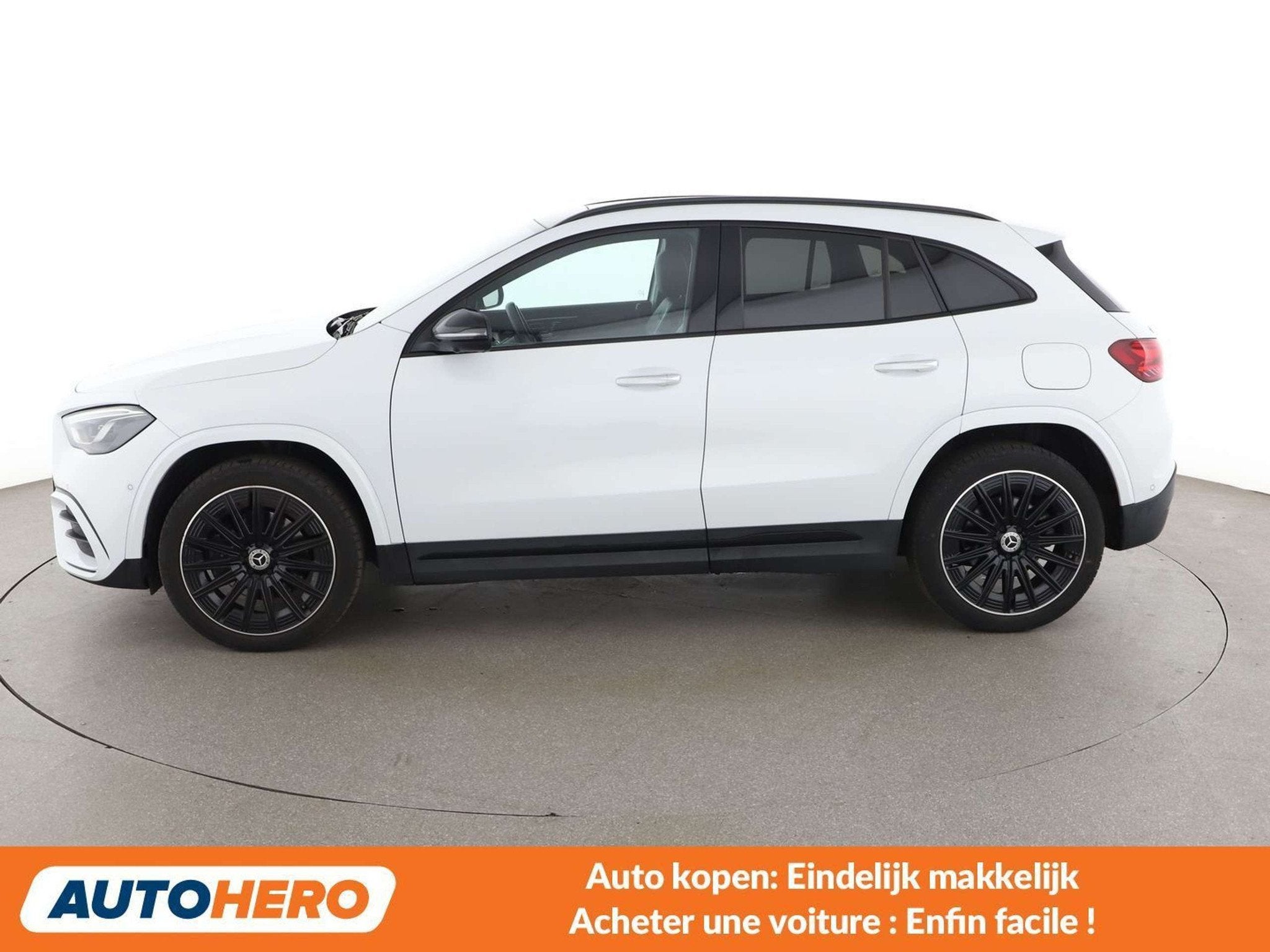 Mercedes-Benz GLA 250 GLA 250e AMG Line (automatique), Autos, Cuir, Noir, 5 portes, 5 places