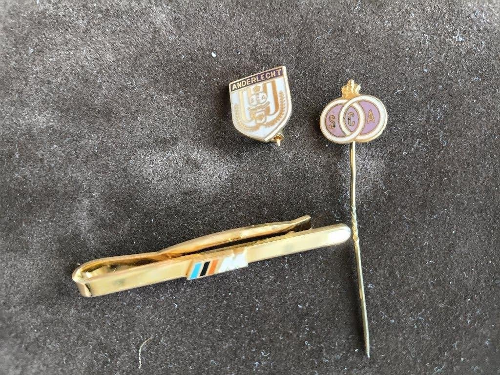 dasspeld en pins, Ophalen, Zo goed als nieuw, Merk, Speldje of Pin