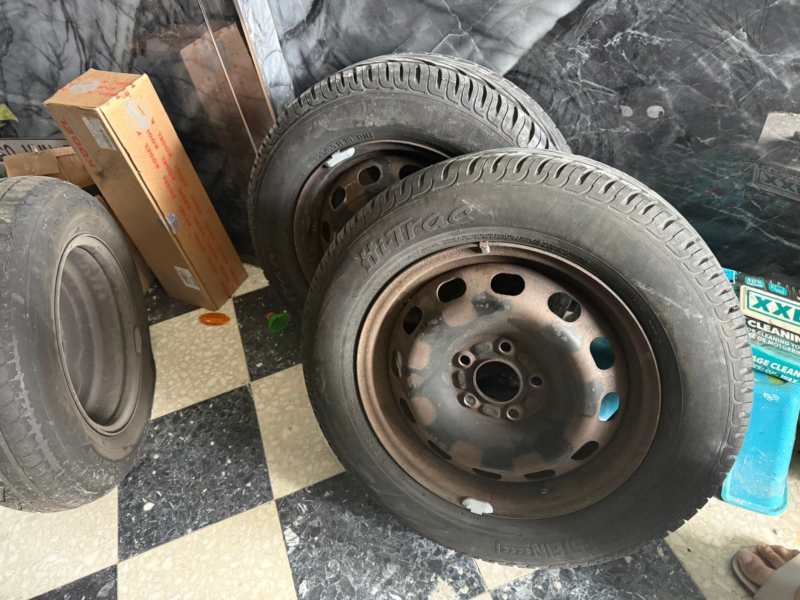 3 banden met stalen velgen – 195/65 R15 91H, 15 pouces, Pneus et Jantes, Enlèvement, Utilisé