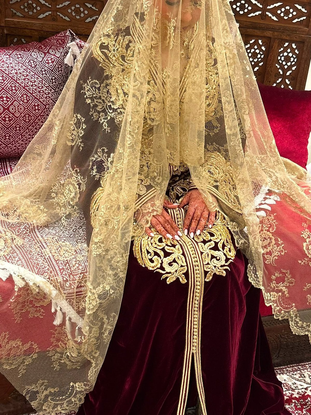 Caftan, Enlèvement, Comme neuf