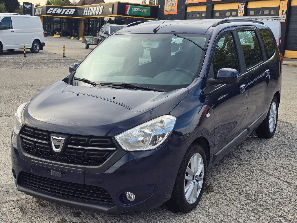 DACIA LODGY 1.2 i AIRCO/7 ZITPLAATSEN/EURO 6B/Export 2017, Auto's, Monovolume, Blauw, Handgeschakeld, 5 deurs