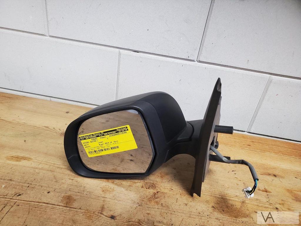 Dacia Dokker 2012 - 2019 spiegel links klein breukje €30, Dacia, Gebruikt, -, -