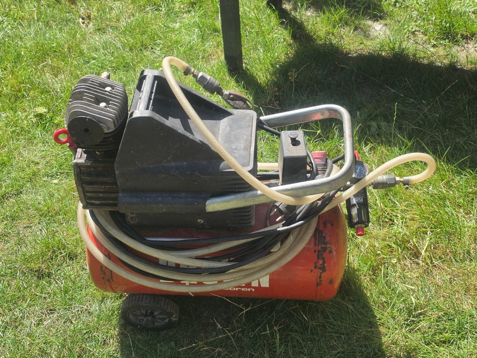 BROWN compressor – mobiele luchtcompressor, Tuin en Terras, Tuinsproeiers, Ophalen
