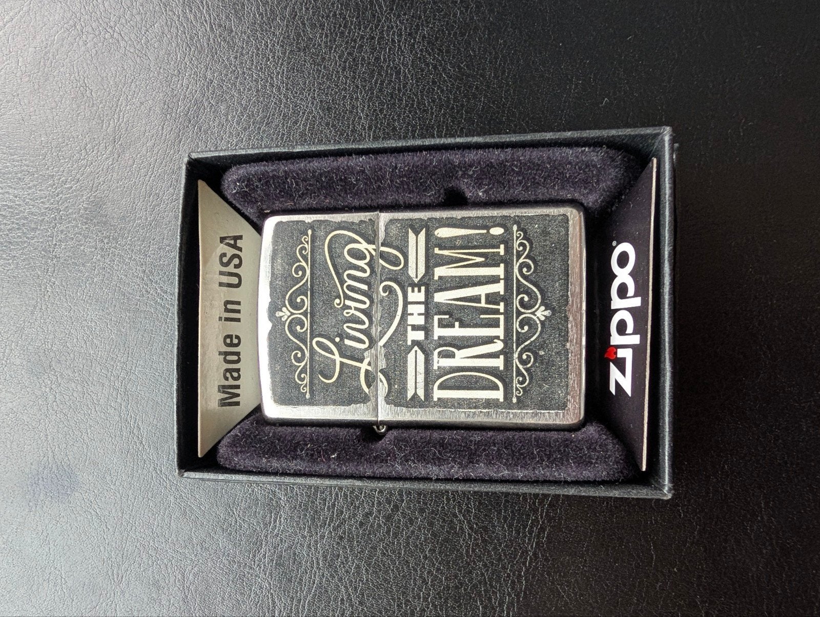 zippo living the dream, Ophalen of Verzenden
