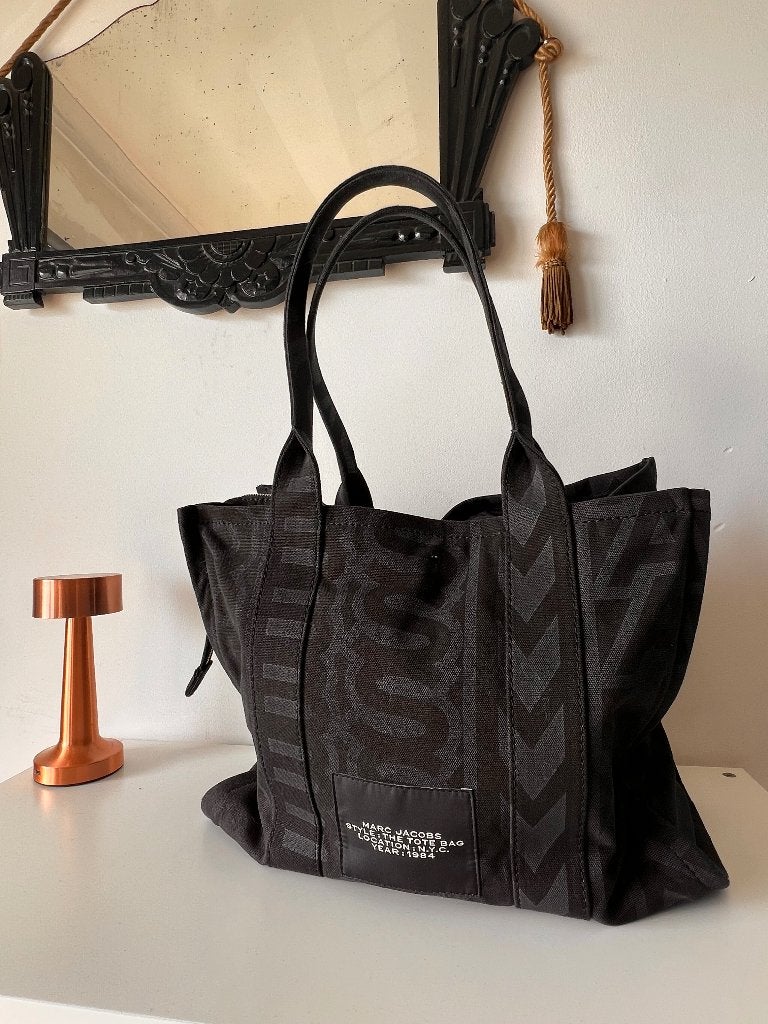 Marc Jacobs tote bag, Handtassen en Accessoires, Ophalen, Nieuw, Zwart, Shopper