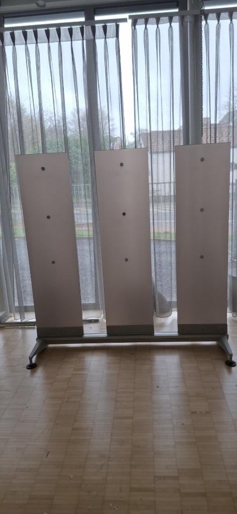 Winkelrek in glas met alle toebehoren, Zakelijke goederen, Kantoor en Winkelinrichting | Magazijn, Stelling en Opslag, Ophalen
