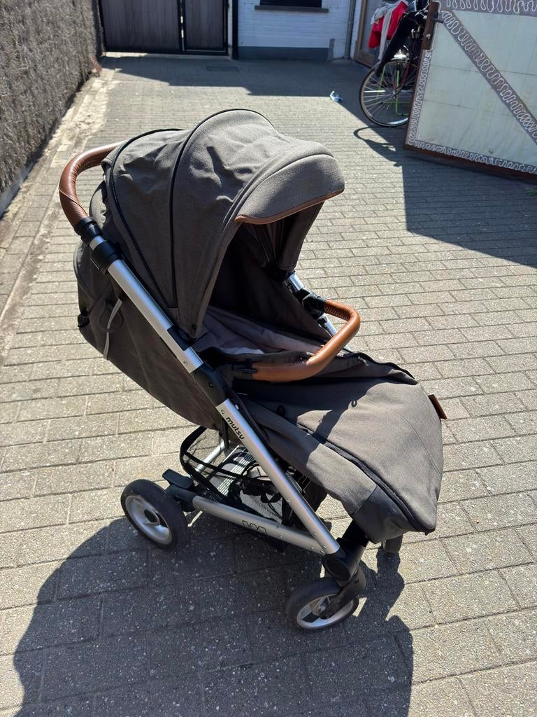 Mutsy Nexo Buggy incl voetenzak, Enfants & Bébés, Buggys, Enlèvement, Comme neuf, Couverture pieds