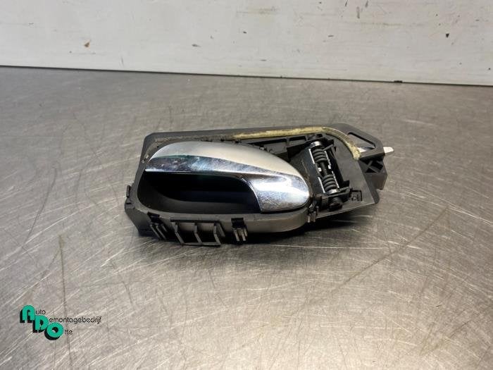 Poignée portière 2portes gauche d'un Peugeot 307 (307 01-), -, 3 mois de garantie, Utilisé, -