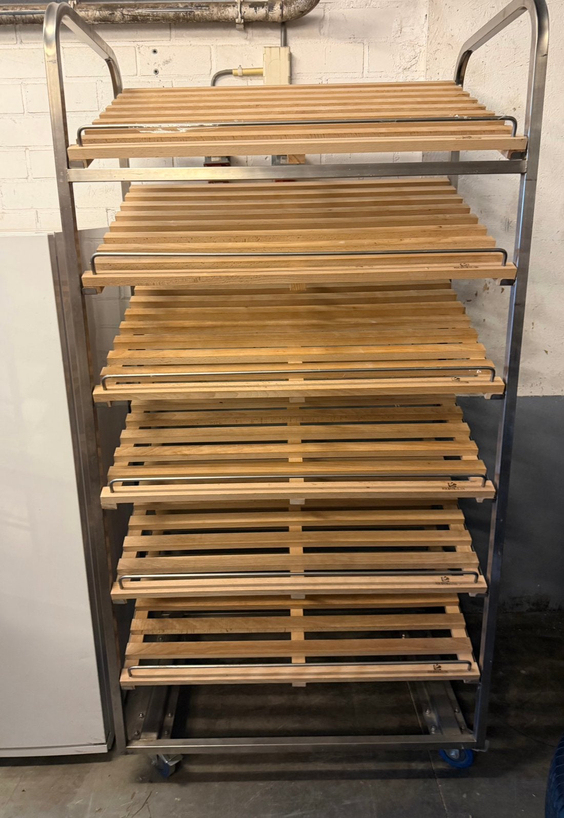 Professionele RVS Broodkar Fournimat met houten roosters, Overige typen, Ophalen, Zo goed als nieuw, Hout