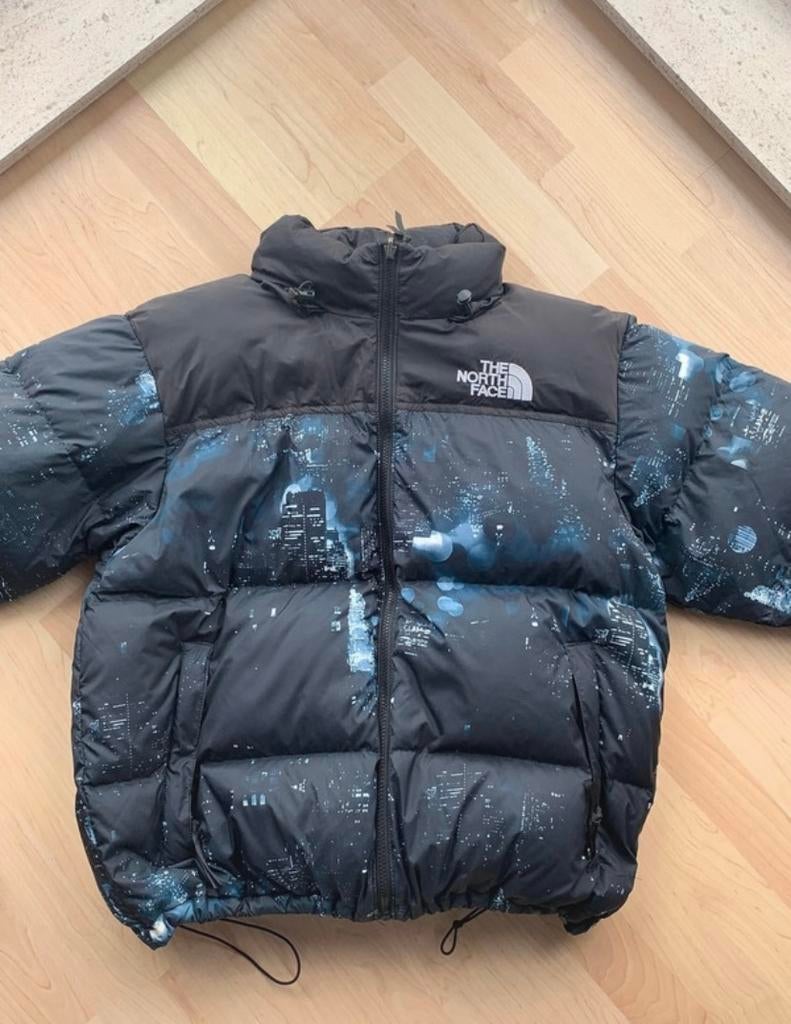 The North Face puffer Limited edition, Verzenden, Zo goed als nieuw