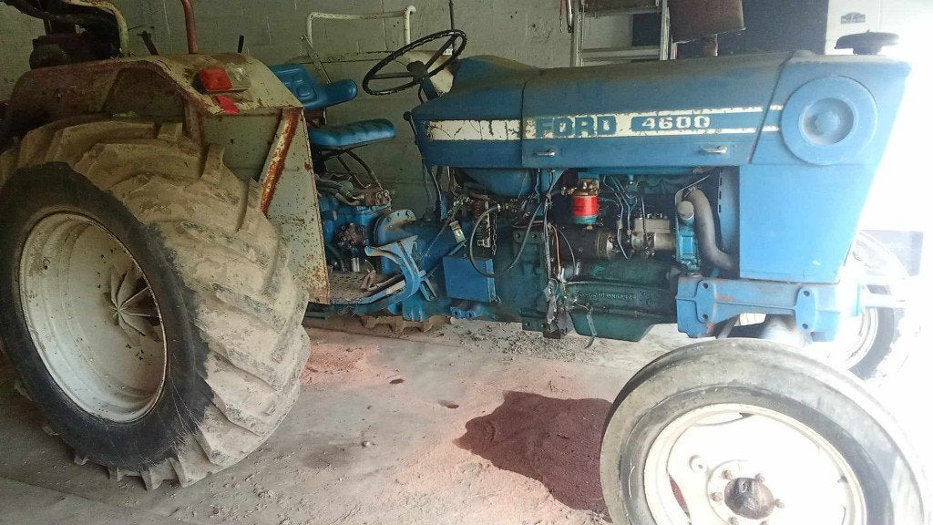 Tracteur ford 4600, Jusqu'à 80 ch, 5000 à 7500, Enlèvement, Oldtimer/Ancêtre