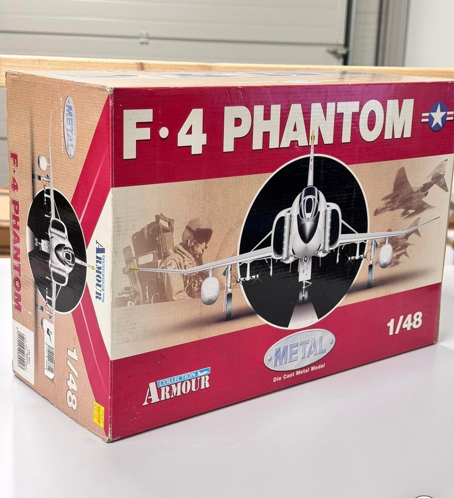 F-4 Phantom U.S. Navy Blue Angels 1:48 ZELDZAAM vliegtuig, Ophalen of Verzenden, Nieuw, Groter dan 1:72, Vliegtuig