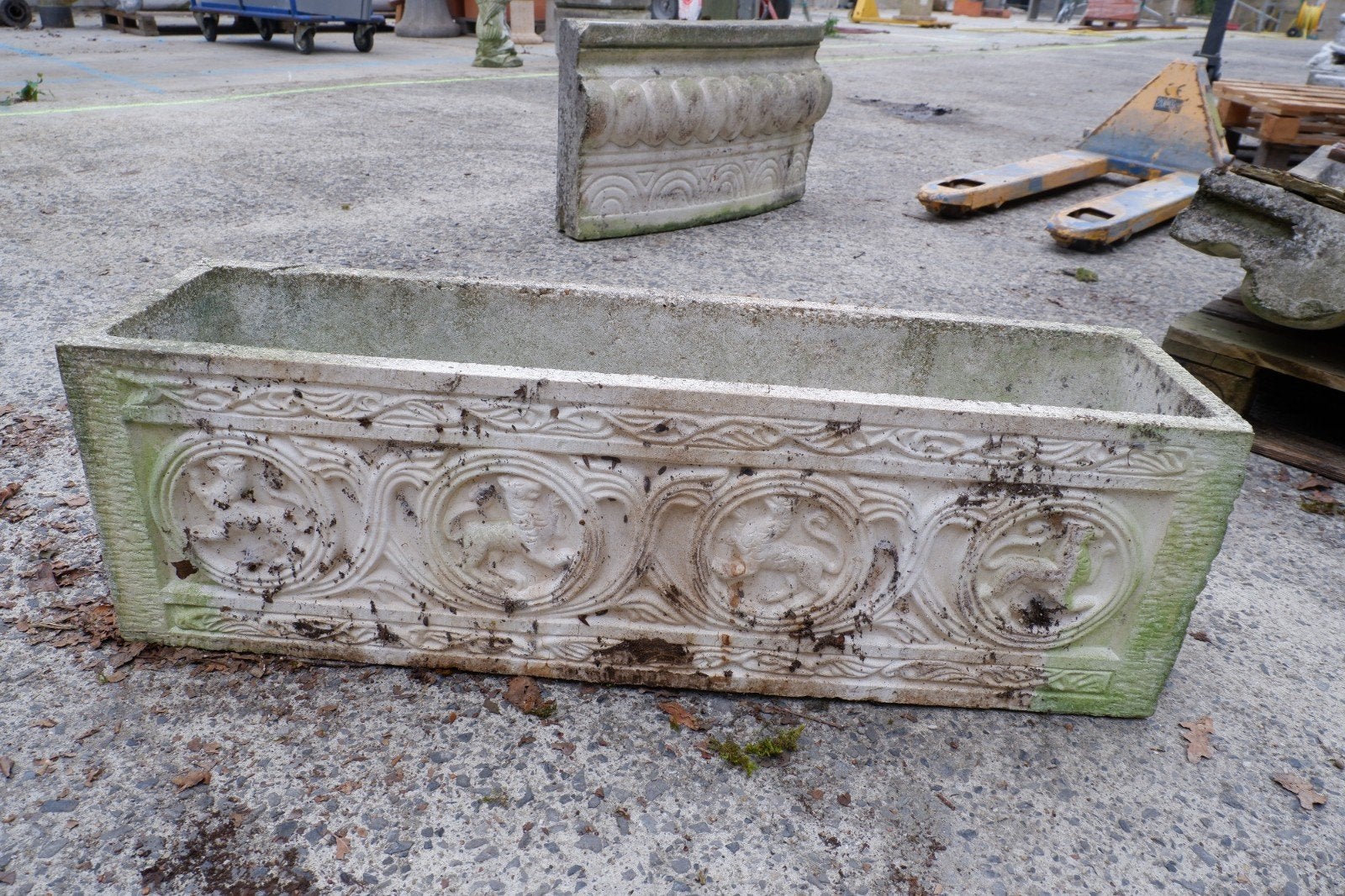 Jardiniere en béton, Béton