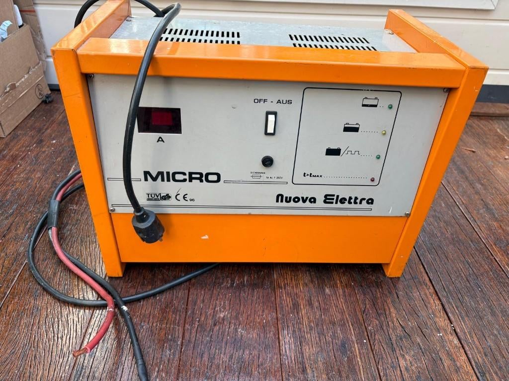 24 volt batterijlader 60 amp, Auto-onderdelen, Accu's en Toebehoren, Ophalen, Gebruikt