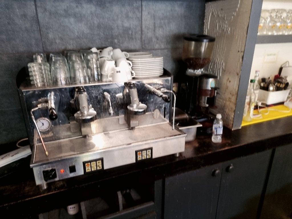 machine à café d'accueil, Enlèvement, Utilisé, Café et Espresso