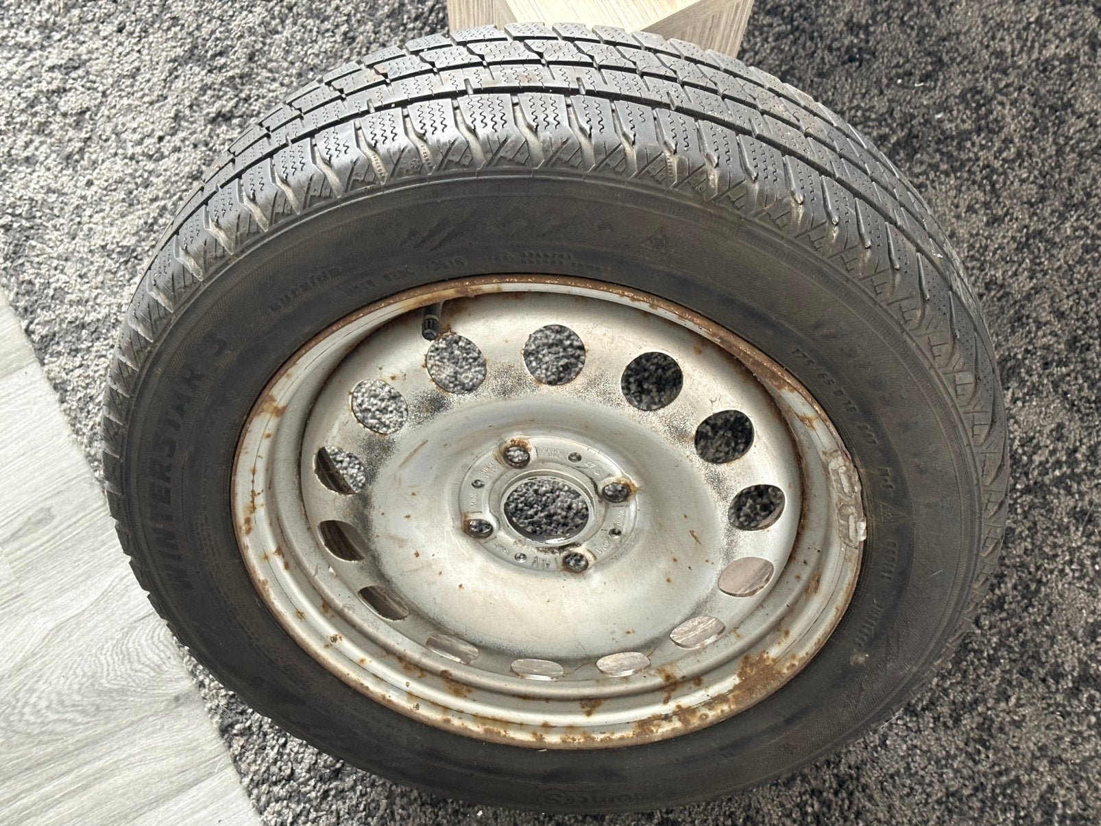 Pneau/wiel 175/65 R15 T, Auto diversen, Aanhangwagen-onderdelen, Ophalen