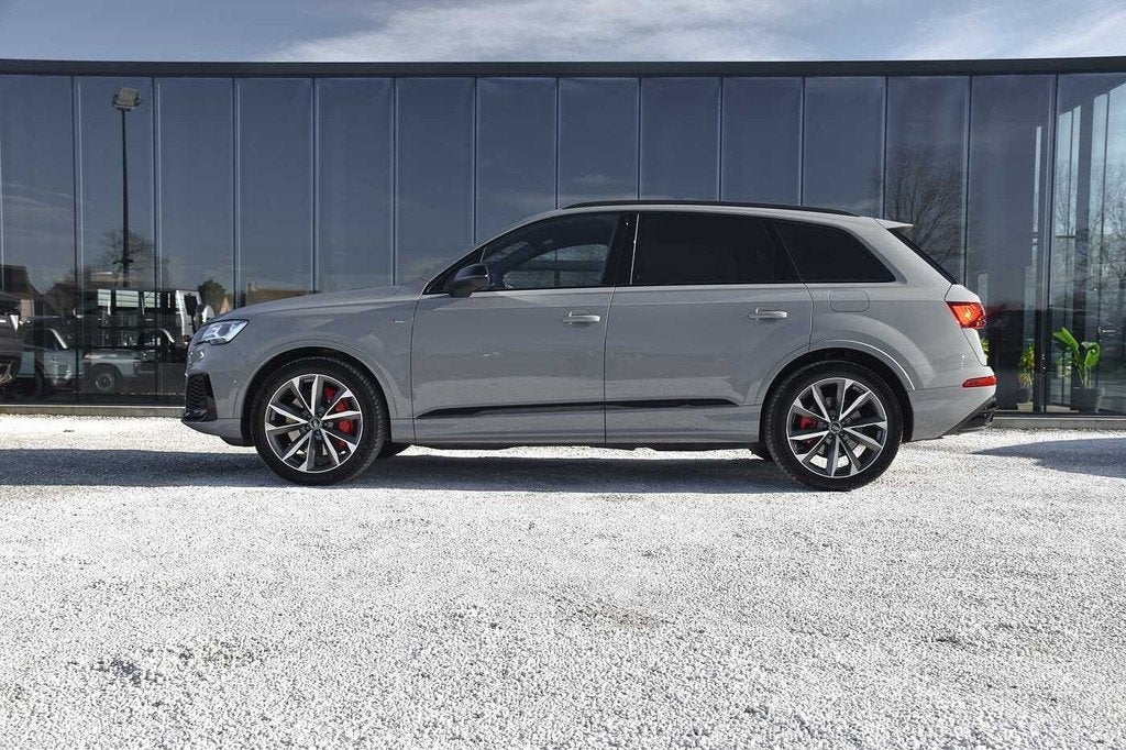 Audi Q7 60e Hybr Competition S Line HeadUp Carbon Pack, Auto's, Audi, Automaat, 340 kW, 462 pk, Leder