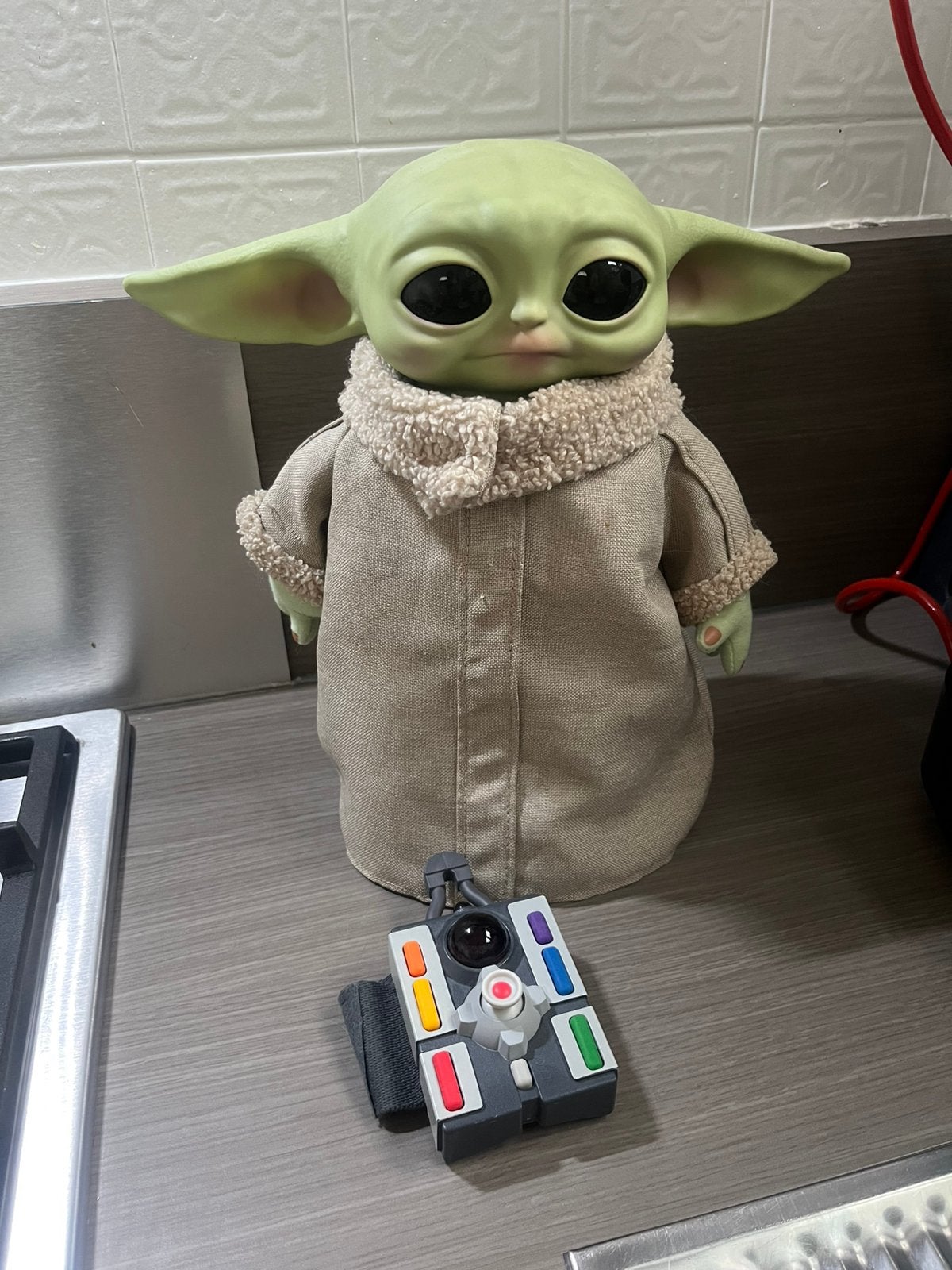 Baby yoda op afstandsbediening, Enlèvement, Comme neuf
