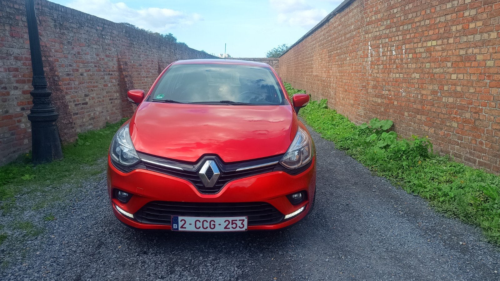 Renault Clio 1.2 16V, Auto's, Voorwielaandrijving, Euro 5, Stof, Zwart