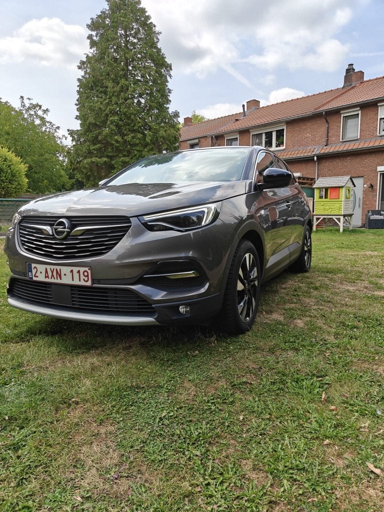 Opel Grandland X 1.2 Turbo (131 pk) Ultimate | Topstaat, Auto's, Opel, Grandland, Leder, Handgeschakeld, 5 deurs
