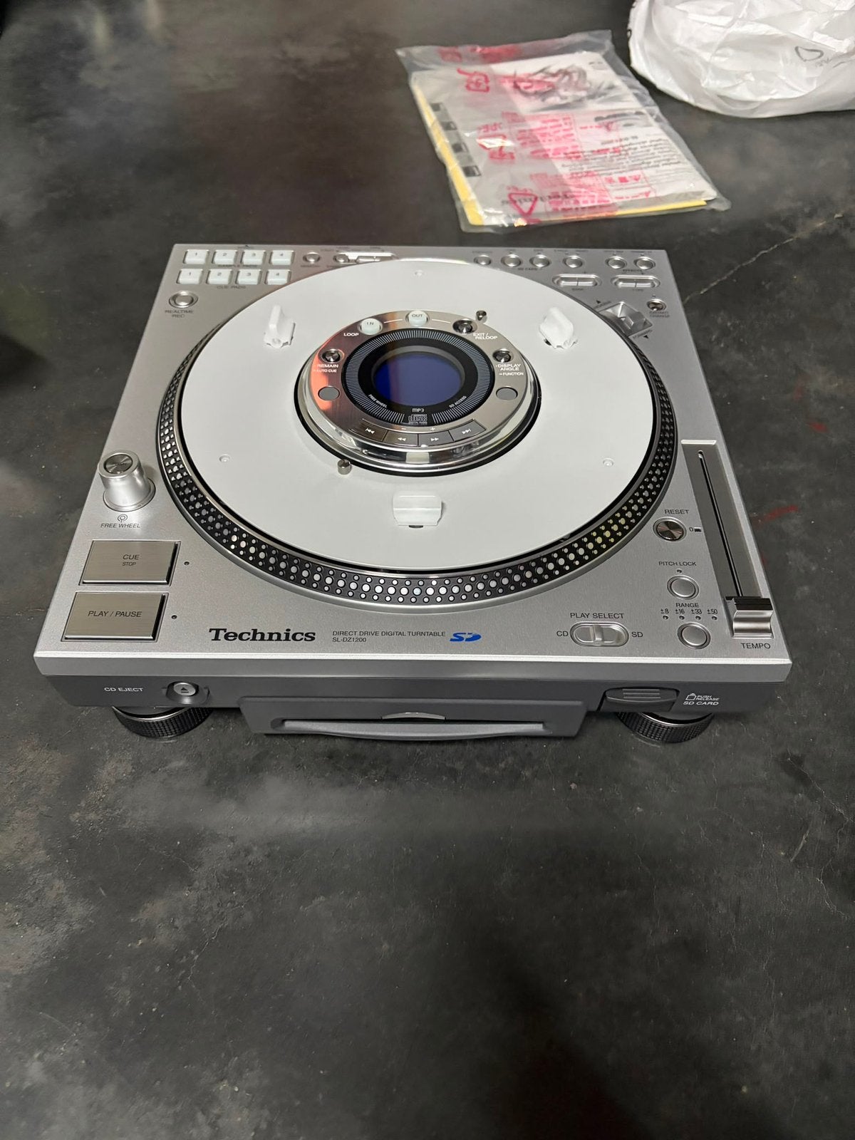 Digitale draaitafel TECHNICS SL-DZ1200, Muziek en Instrumenten, Ophalen, Nieuw, Draaitafel, Technics