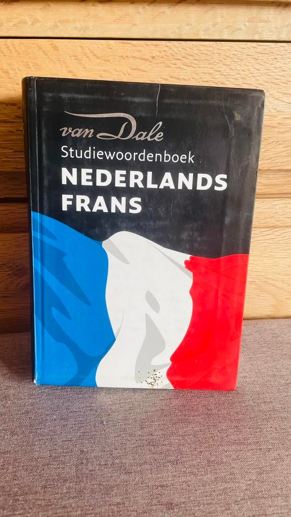 Van Dale Studiewoordenboek Nederlands-Frans  + CD-ROM, Boeken, Gelezen, Van Dale, Nederlands, Ophalen of Verzenden