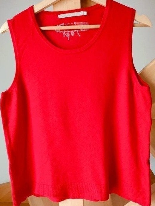 Tricot/gebreide top Passport maat 44, rood. 42/40 kan ook, Kleding | Dames, Passport, Maat 42/44 (L), Ophalen of Verzenden, Zo goed als nieuw