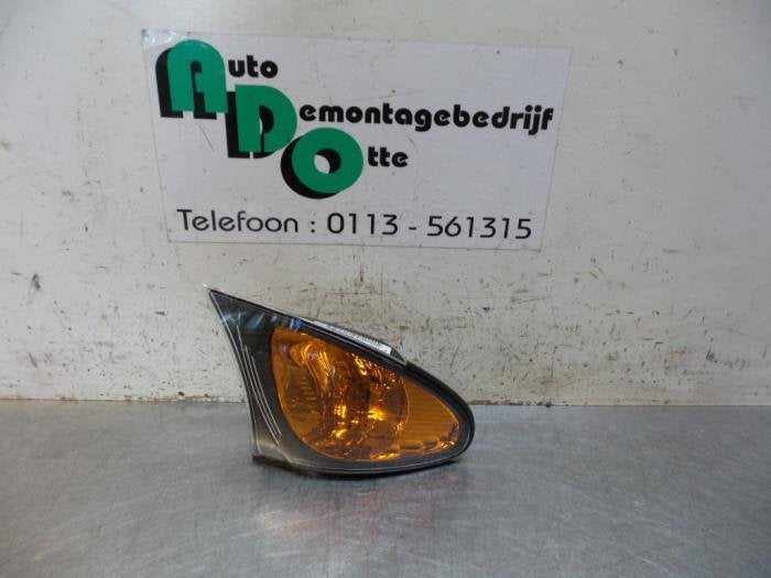 Feu clignotant droit d'un BMW 3-Serie (3-Serie 98-), -, Utilisé, -, -