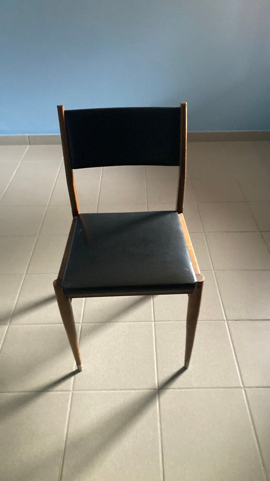 1 of 2 stoelen gratis, Ophalen, Gebruikt