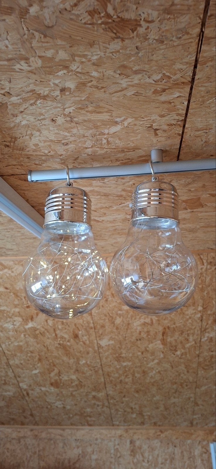 2 led gloeilampen kerstverlichting, Diversen, Ophalen, Zo goed als nieuw