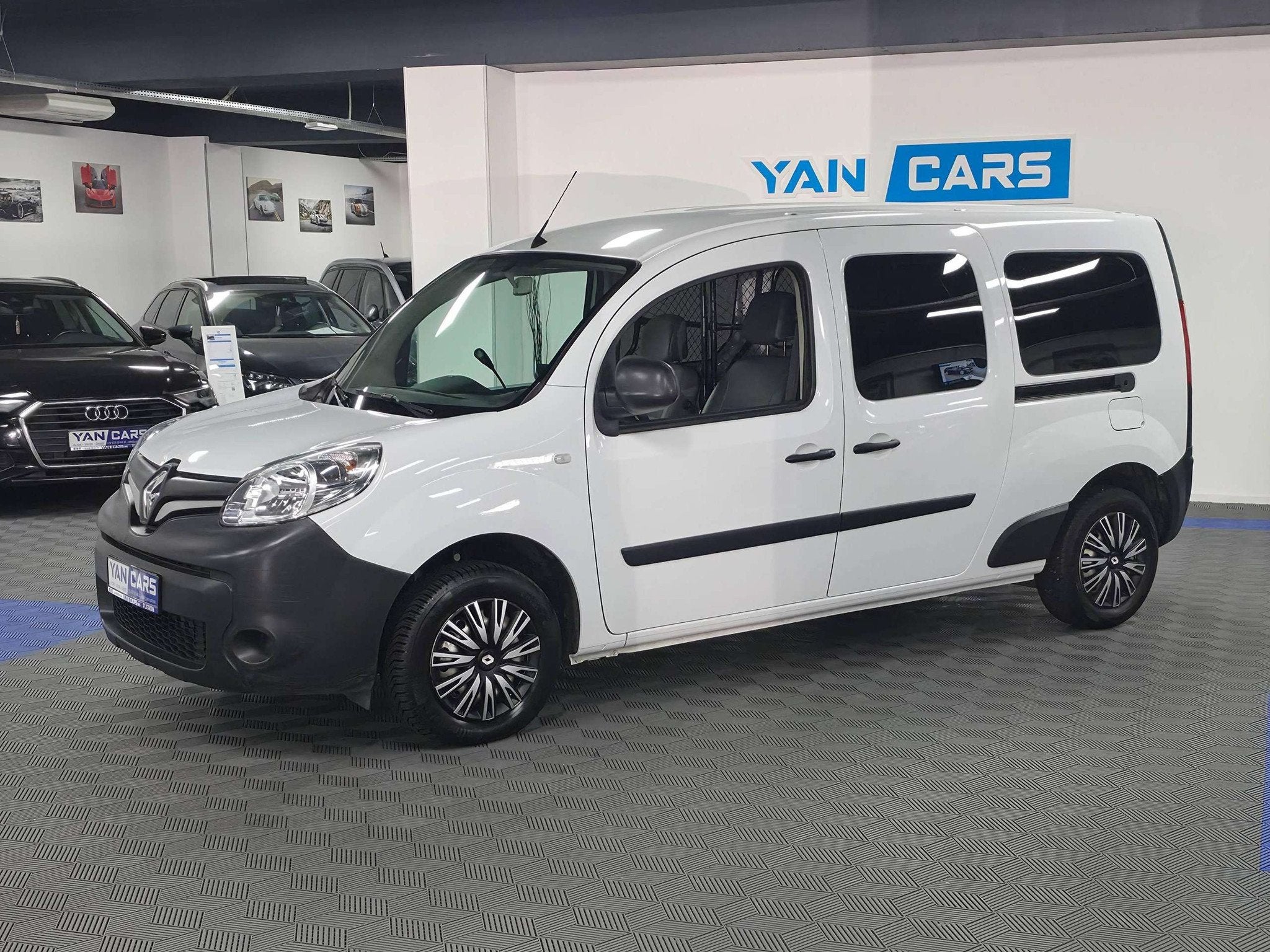 Renault Kangoo Double portes latérales | 50 200km | Entreti, Autos, 1330 kg, Achat, Euro 6, 5 portes