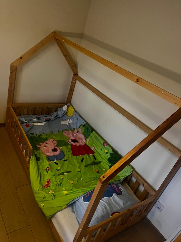 Houten bed/ lit en bois, Enlèvement, Comme neuf